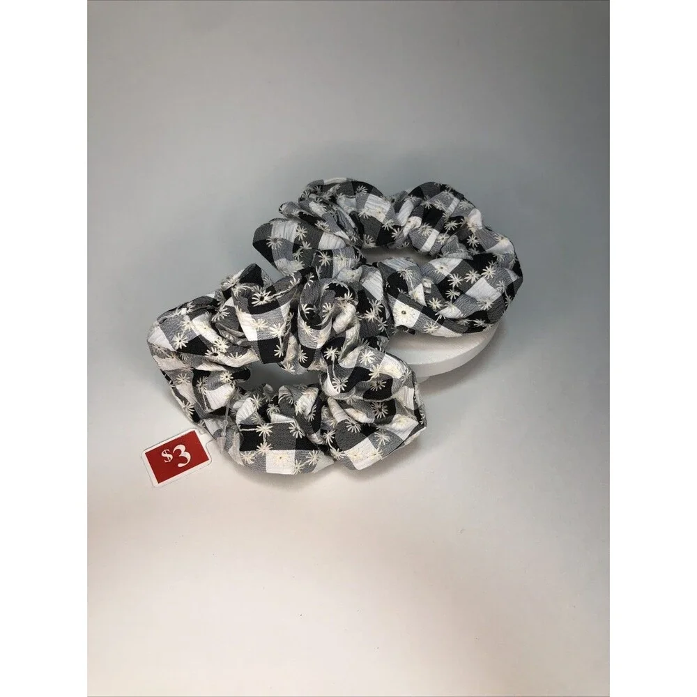 Scrunchies 2 count Black And White From Claire’s